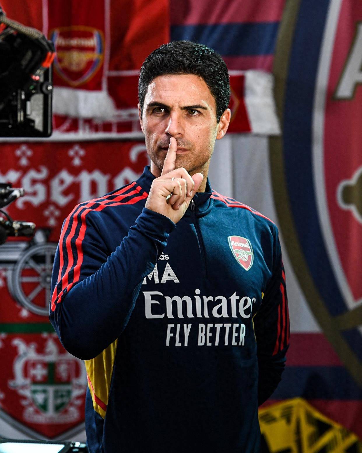 莱万多夫斯基迎来十五赛季高光表现，阿森纳球迷沸腾！的简单介绍